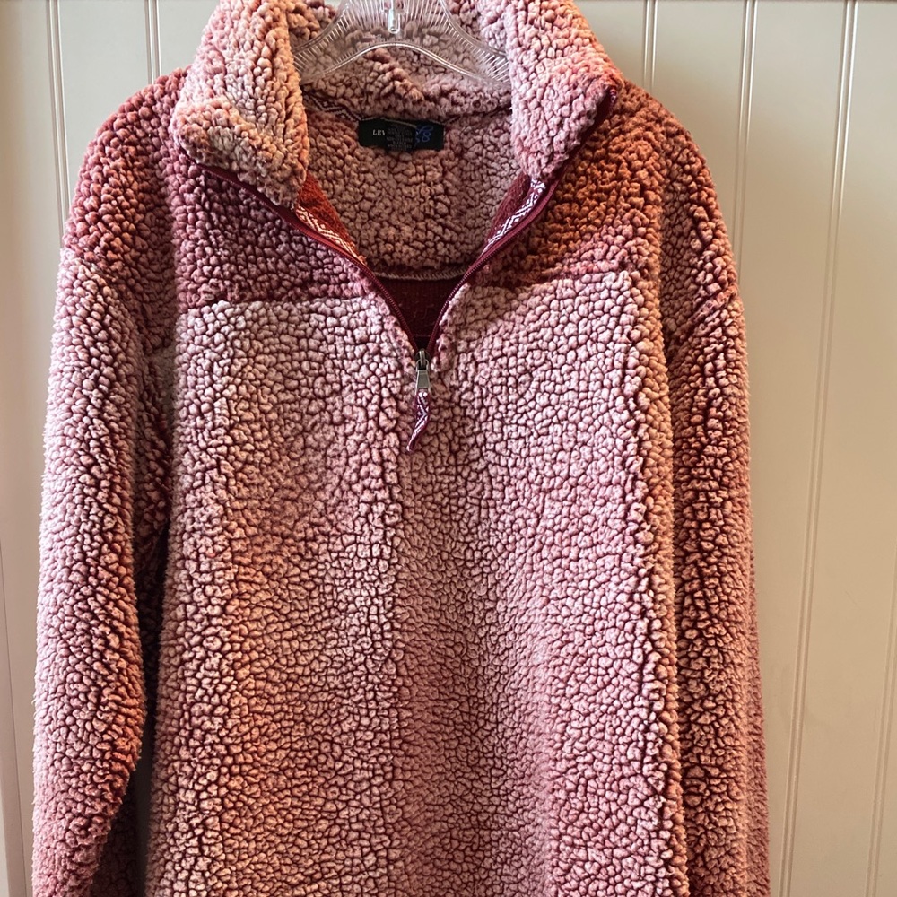 Maroon Sherpa